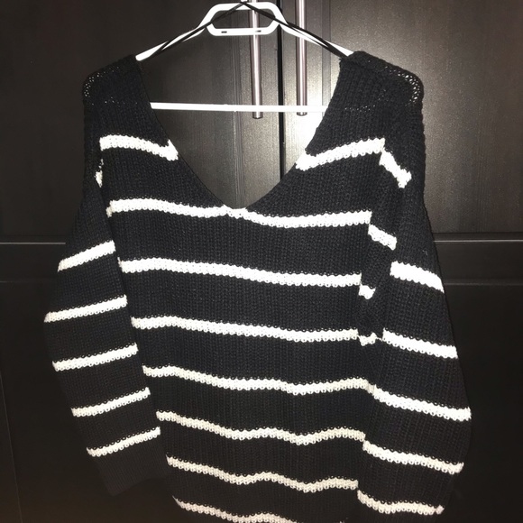 Fashion Nova Plunge Neck Knit Sweater - Picture 2 of 2